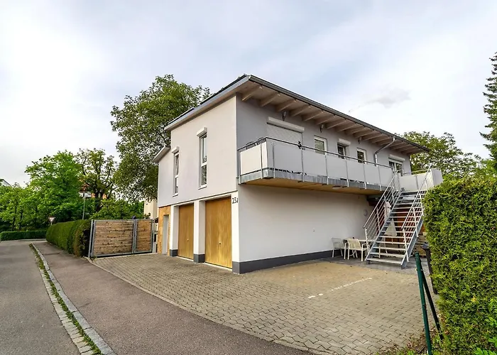 Alpen-hostel - Morgen- Und Abendsonne Mit Motorradvermietung Memmingen