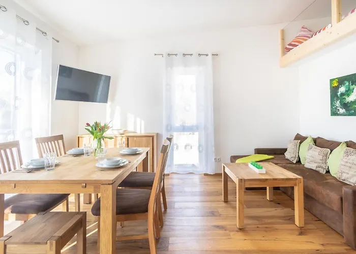 Apartamento Alpen-hostel - Morgen- Und Abendsonne Mit Motorradvermietung *