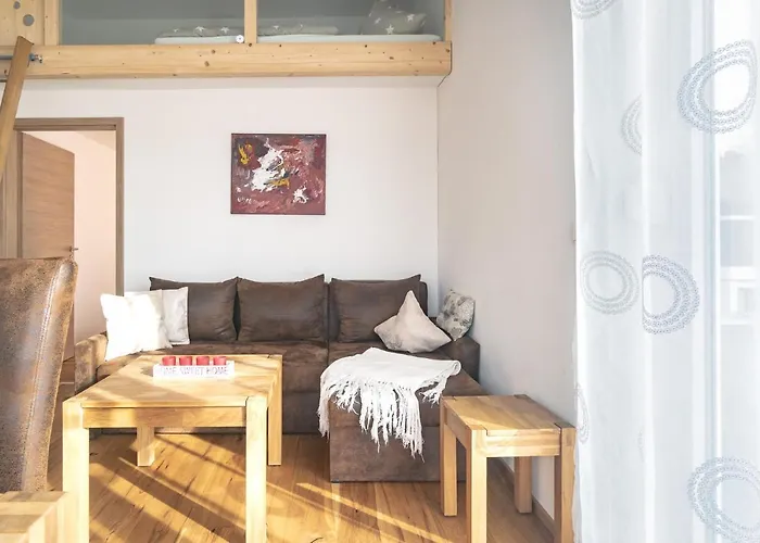 Alpen-hostel - Morgen- Und Abendsonne Mit Motorradvermietung Lejlighed Memmingen